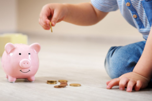 Ensinar Seus Filhos Sobre Dinheiro Desde Cedo Pode Ser A Base Para Uma Vida Financeira Saudável No Futuro - Manda pro Financeiro